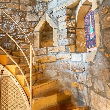 Bed and Breakfast Aux Prisons De Montagny Montagny  Exterior foto