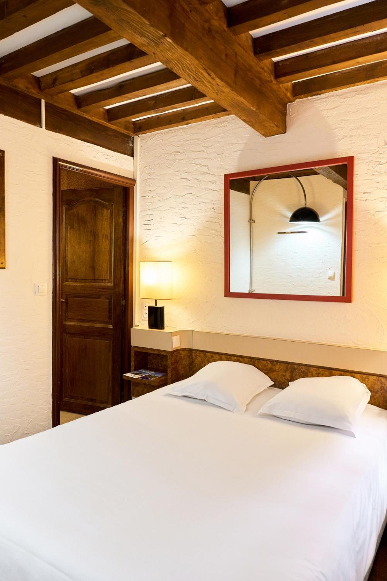 Bed and Breakfast Aux Prisons De Montagny Montagny  Exterior foto