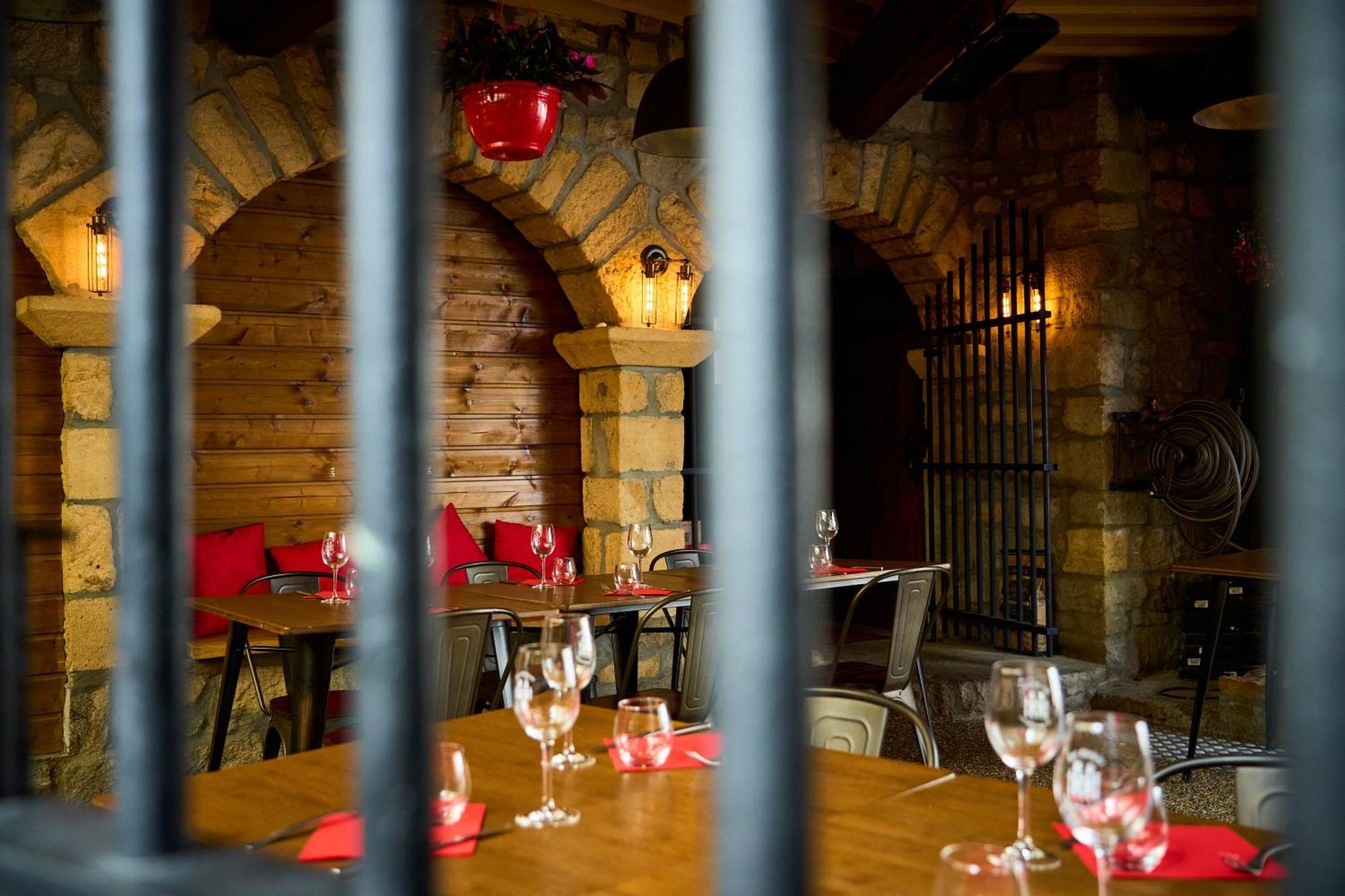 Bed and Breakfast Aux Prisons De Montagny Montagny  Exterior foto